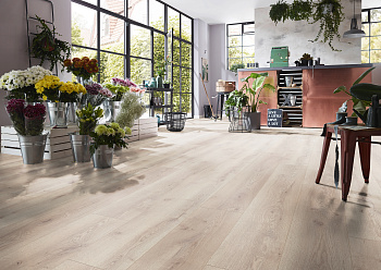 Ламинат Kronotex Mammut Plus D 4728 Дуб горный бежевый